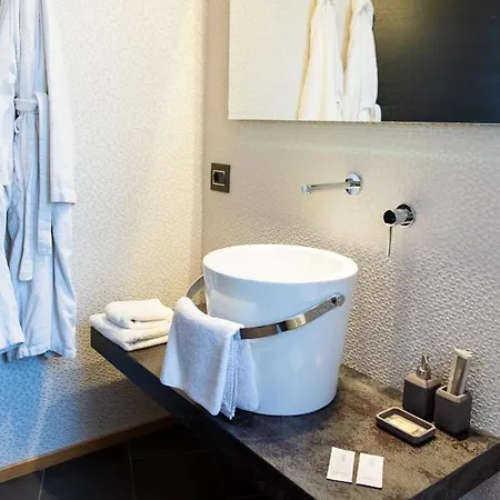 Sensi Πανδοχείο *