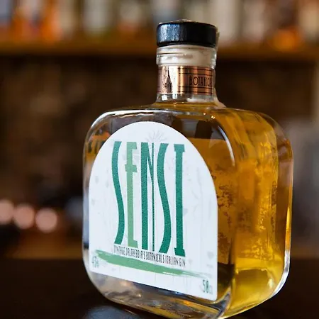 Sensi Πανδοχείο